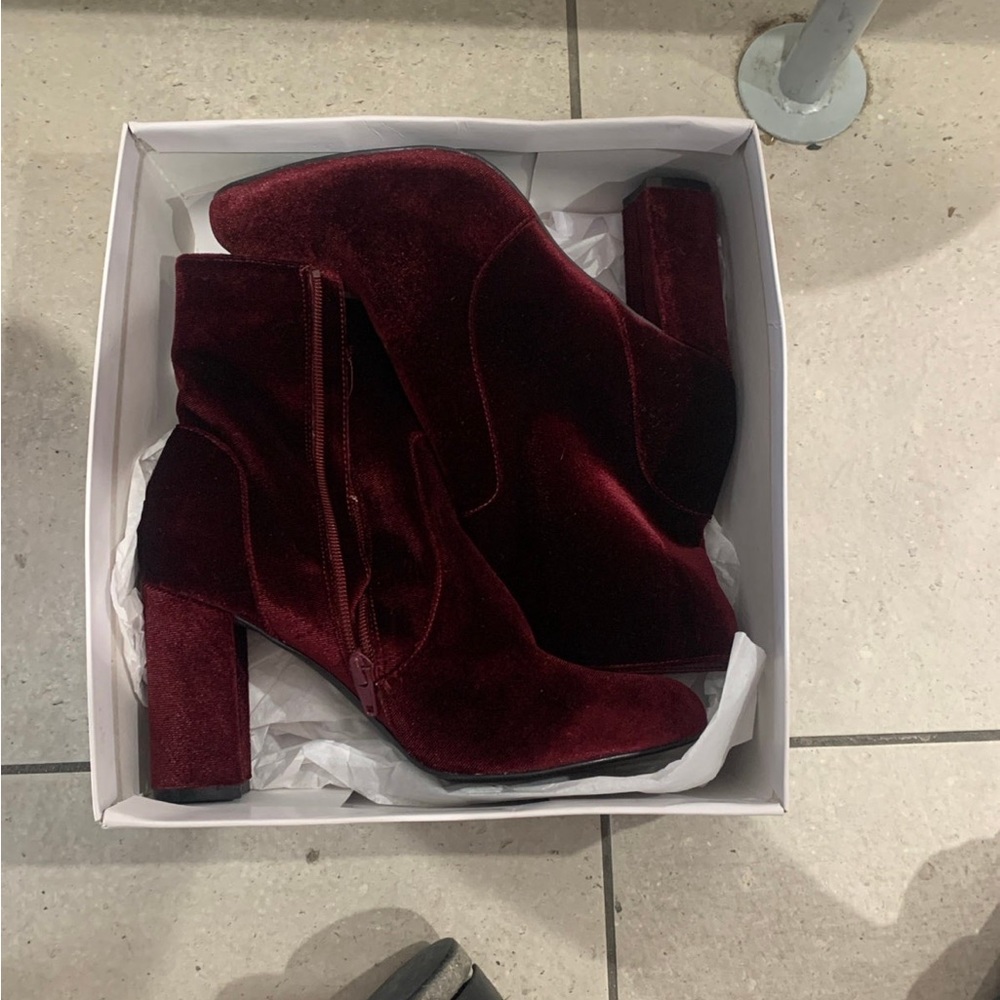 Madden Girl Women's Burgundy Boots